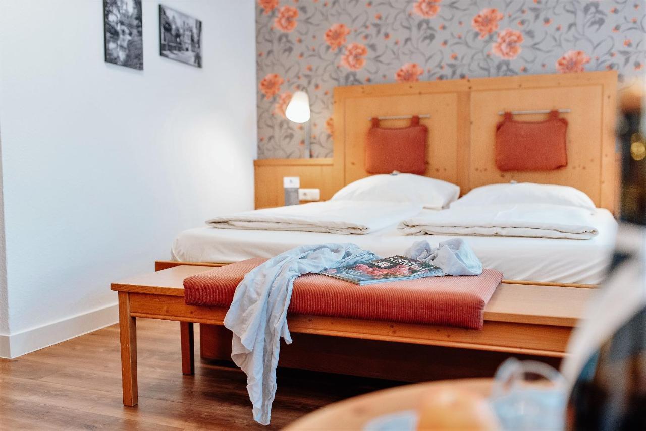 Loewen Hotel & Restaurant Marktbreit Dış mekan fotoğraf
